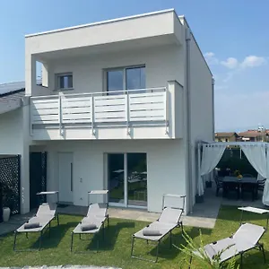Villa Carlotta, Salionze